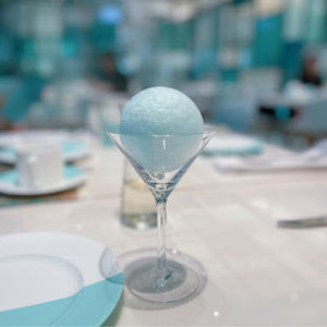 Meet your Posher, Janet